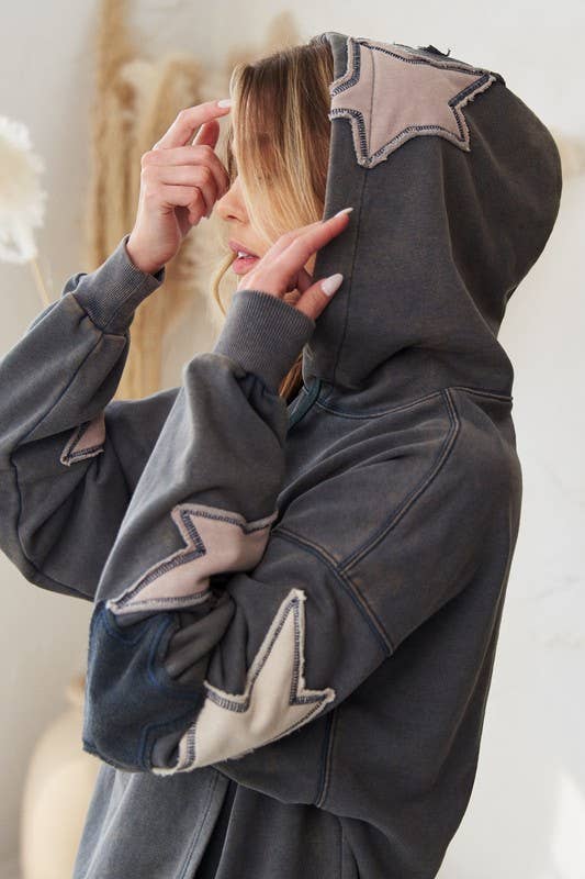 MINERAL WASHED LONG SLEEVE STAR PATCHED HOODIE