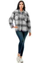 Plaid flannel shacket basic shirt jacket w/fur lined inside