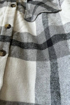 Plaid flannel shacket basic shirt jacket w/fur lined inside