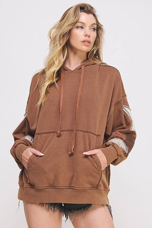 MINERAL WASHED LONG SLEEVE STAR PATCHED HOODIE